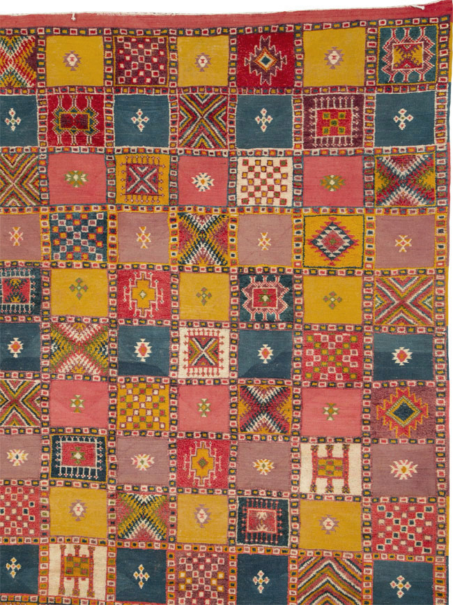 Vintage Moroccan Oversize Carpet, No.25717 - Gsblank