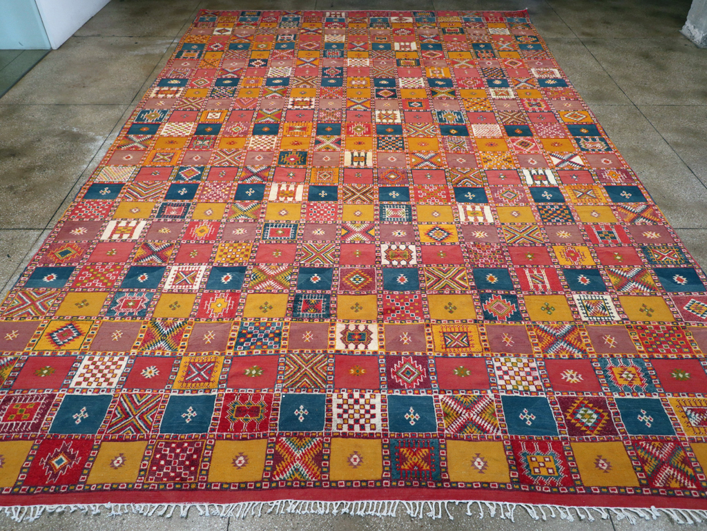 Vintage Moroccan Oversize Carpet, No.25717 - Gsblank