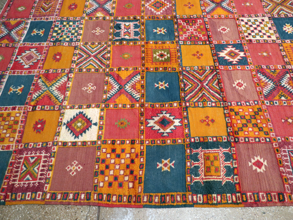 Vintage Moroccan Oversize Carpet, No.25717 - Gsblank