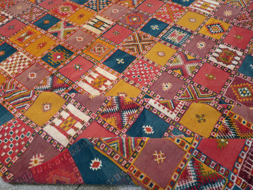 Vintage Moroccan Oversize Carpet, No.25717 - Gsblank