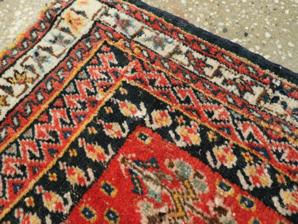 Vintage Persian Qashqai Rug, No.25722 - Gsblank