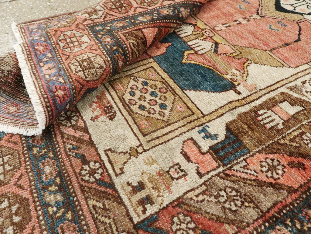 Antique Persian Pictorial Malayer Rug, No.25808 - Gsblank