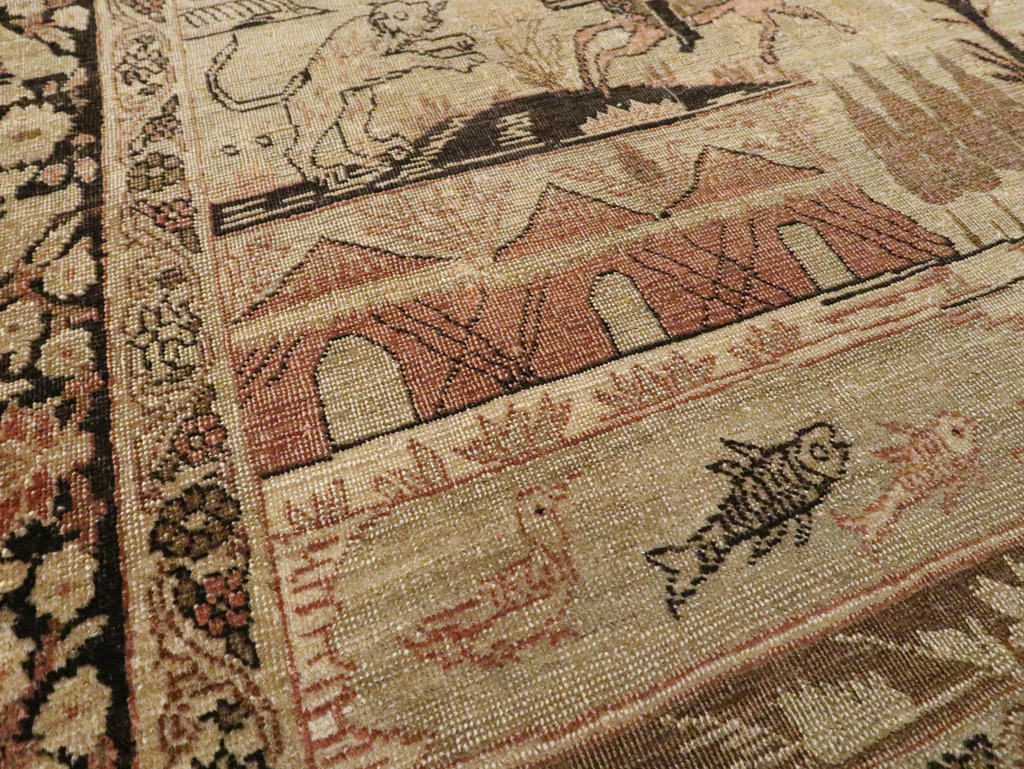 Antique Persian Pictorial Tabriz Rug, No.25828 - Gsblank