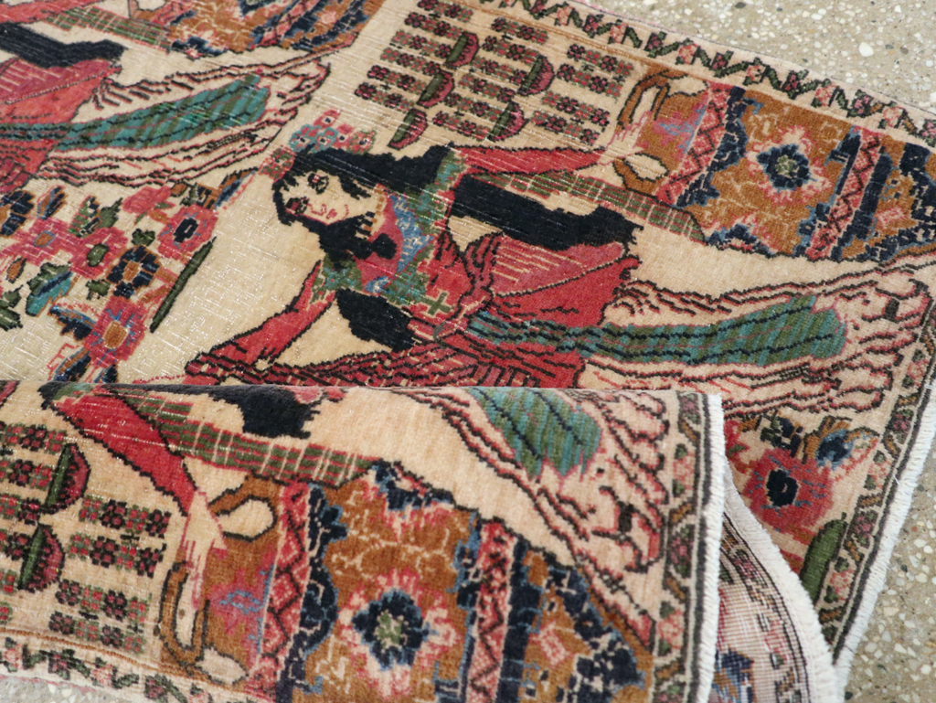 Vintage Persian Tabriz Pictorial Rug, No.25829 - Gsblank