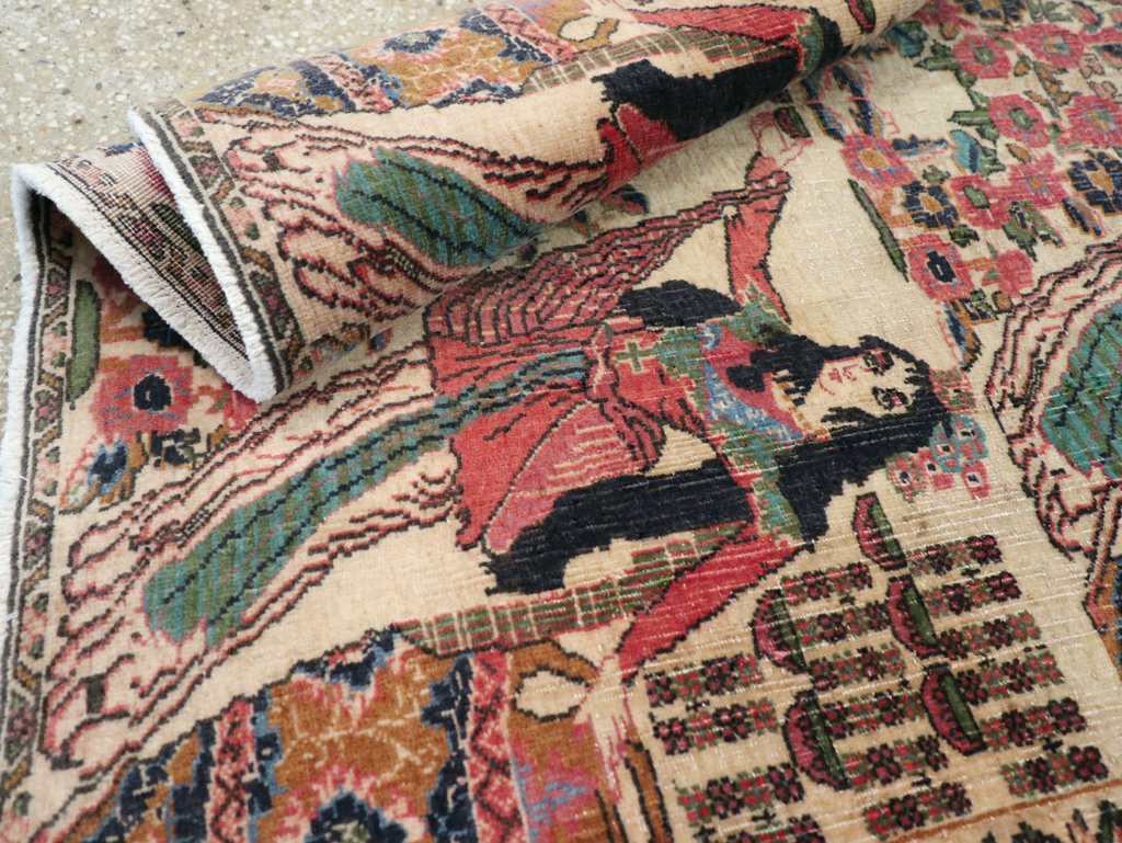 Vintage Persian Tabriz Pictorial Rug, No.25829 - Gsblank