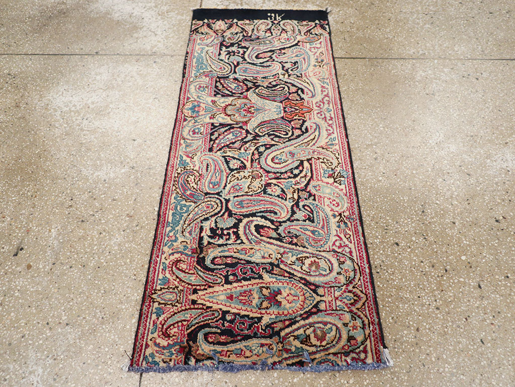 Vintage Persian Mashad Rug, No.25832 - Gsblank