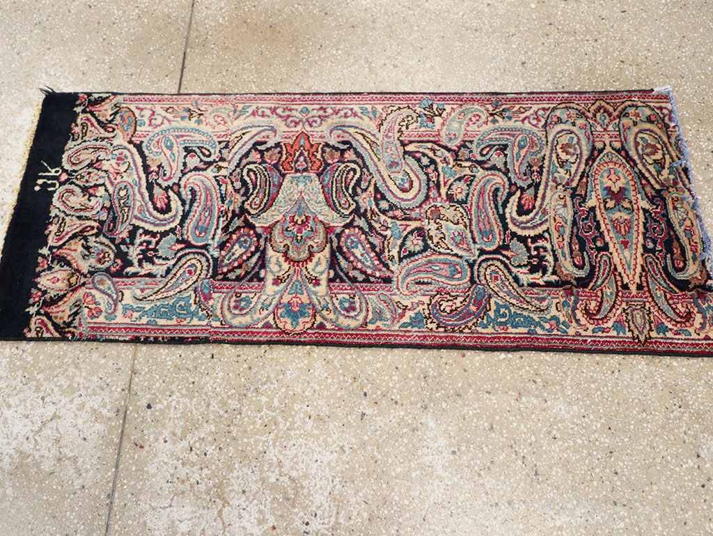 Vintage Persian Mashad Rug, No.25832 - Gsblank