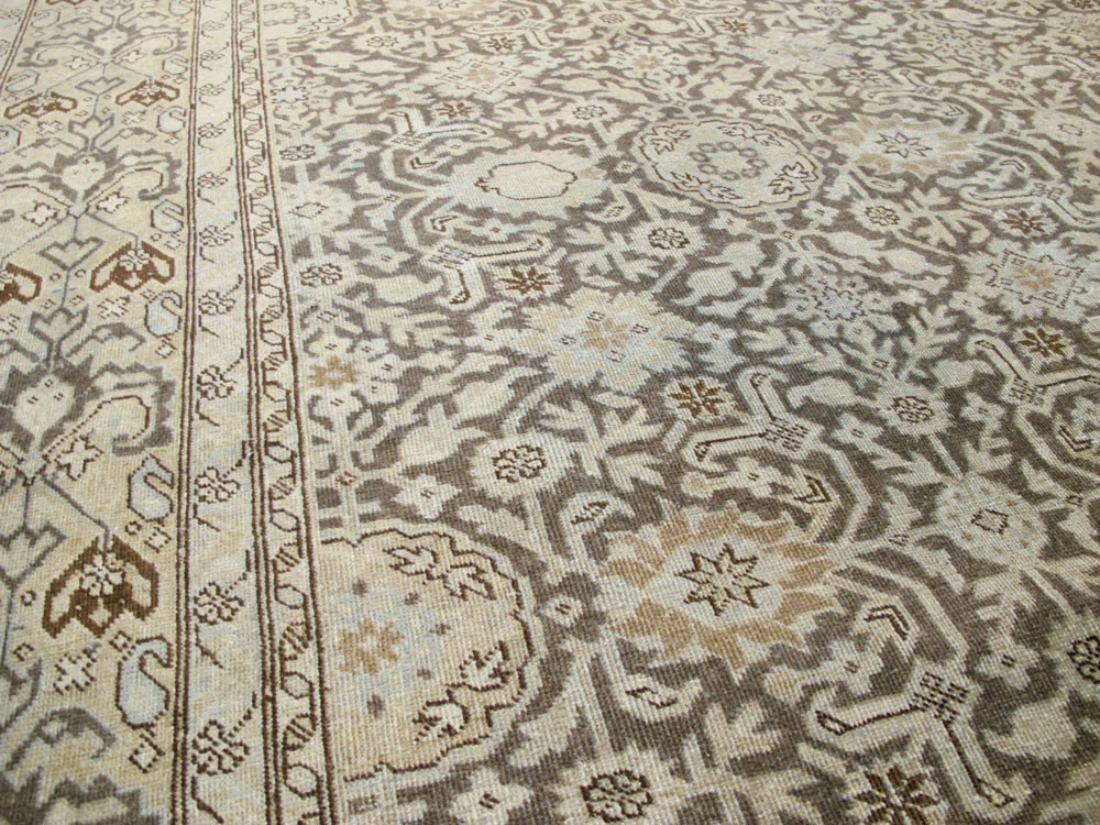 Antique Persian Tabriz Carpet, No.25834 - Gsblank