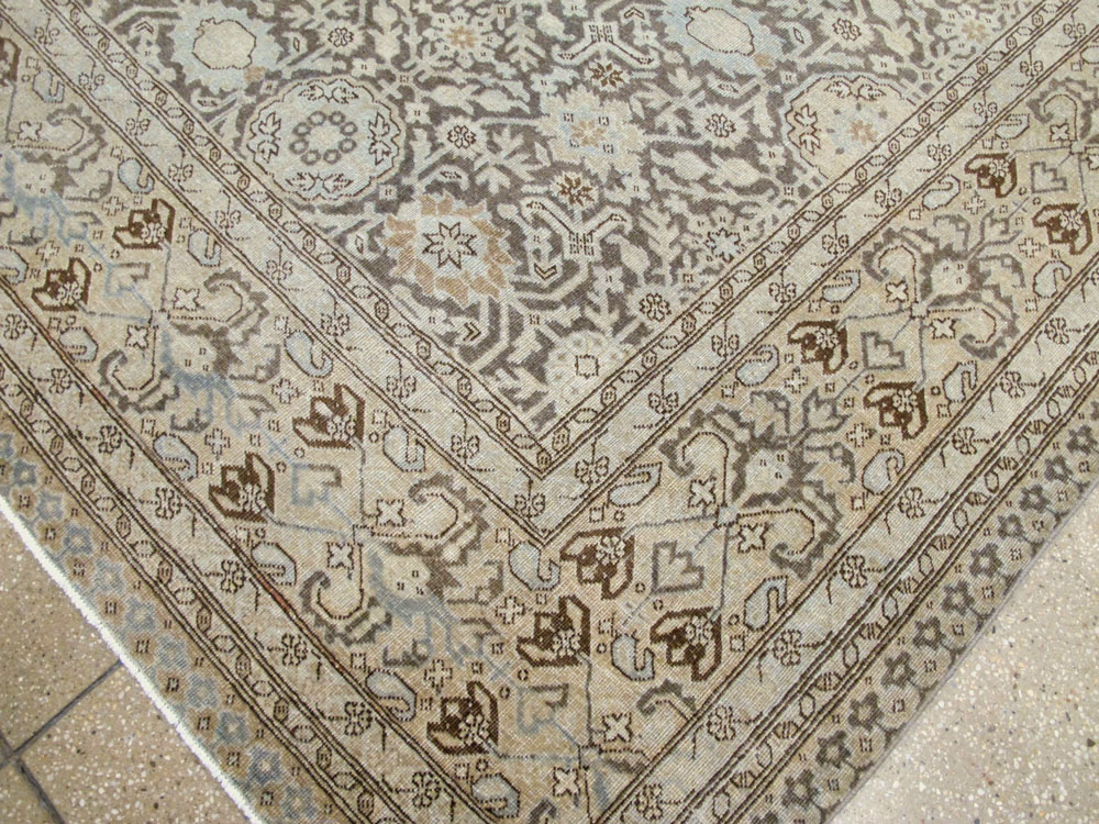 Antique Persian Tabriz Carpet, No.25834 - Gsblank