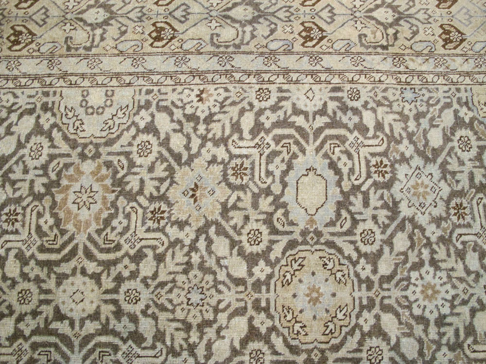 Antique Persian Tabriz Carpet, No.25834 - Gsblank