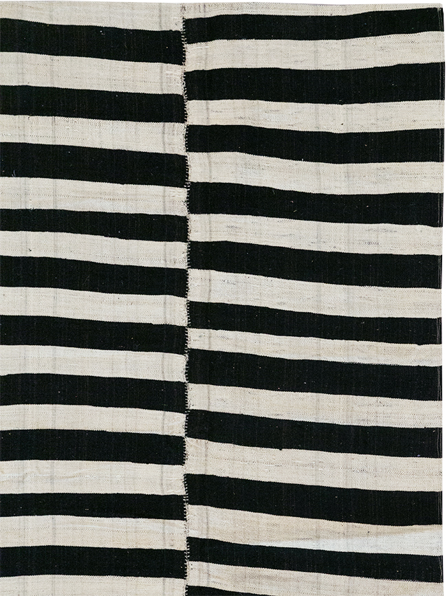 Vintage Persian Flatweave Kilim Accent Carpet, No.25840 - Gsblank