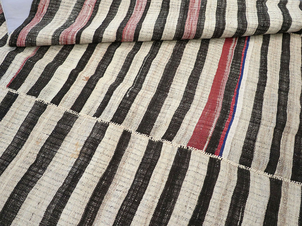 Vintage Persian Flatweave Kilim Accent Rug, No.25843 - Gsblank