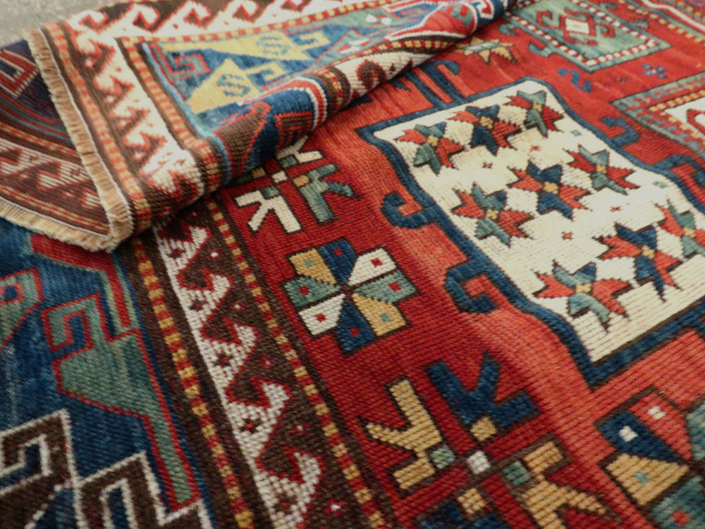 Antique Caucasian Kazak Accent Carpet, No.25858 - Gsblank