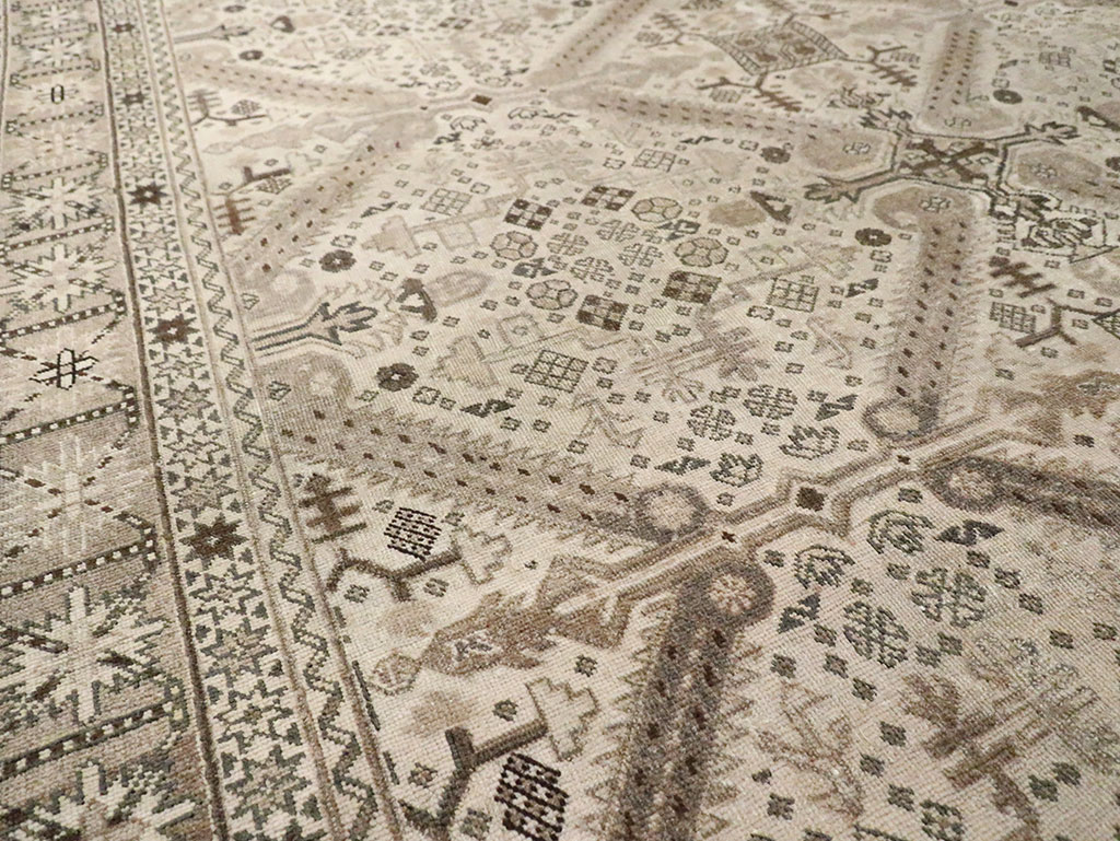 Vintage Persian Tabriz Accent Carpet, No.25866 - Gsblank