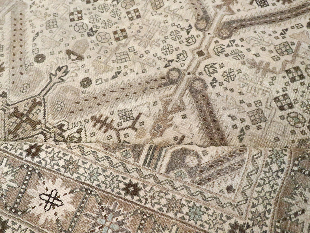 Vintage Persian Tabriz Accent Carpet, No.25866 - Gsblank