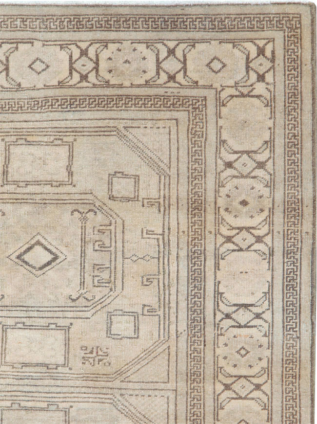 Antique Persian Tabriz Throw Rug, No.25869 - Gsblank