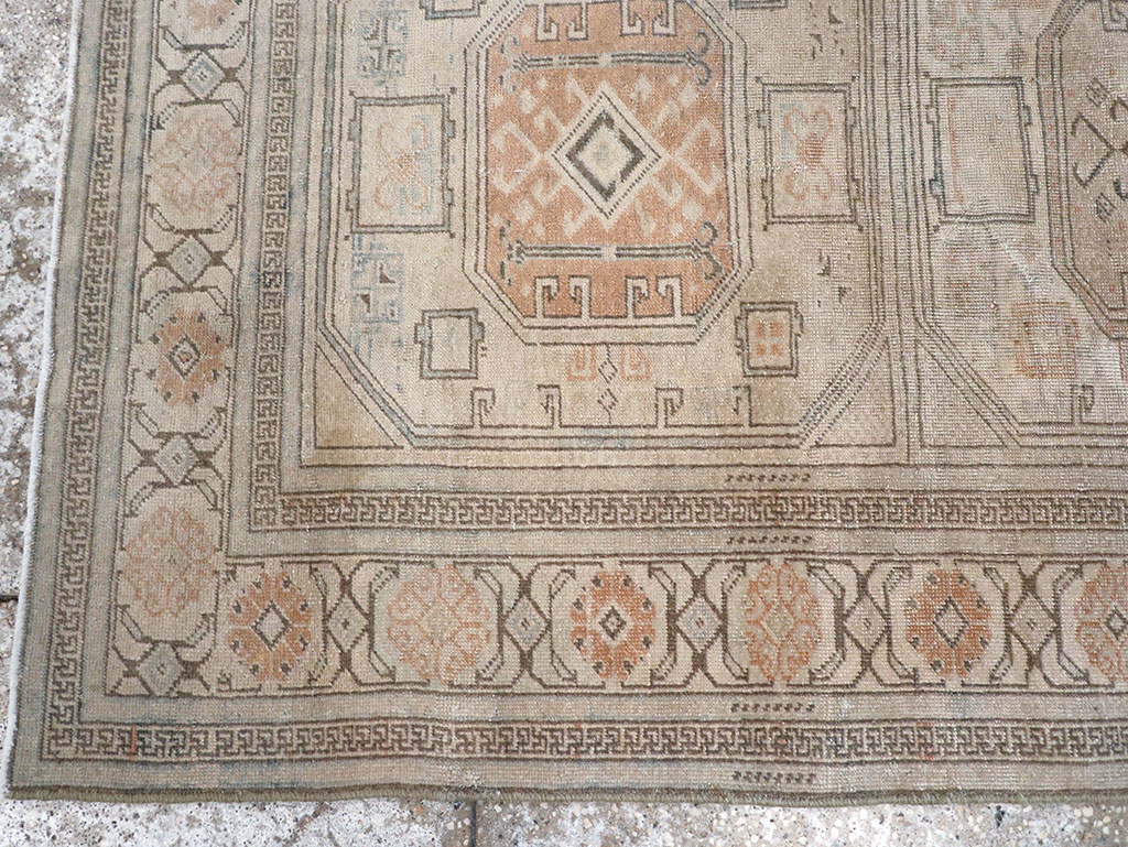 Antique Persian Tabriz Throw Rug, No.25869 - Gsblank