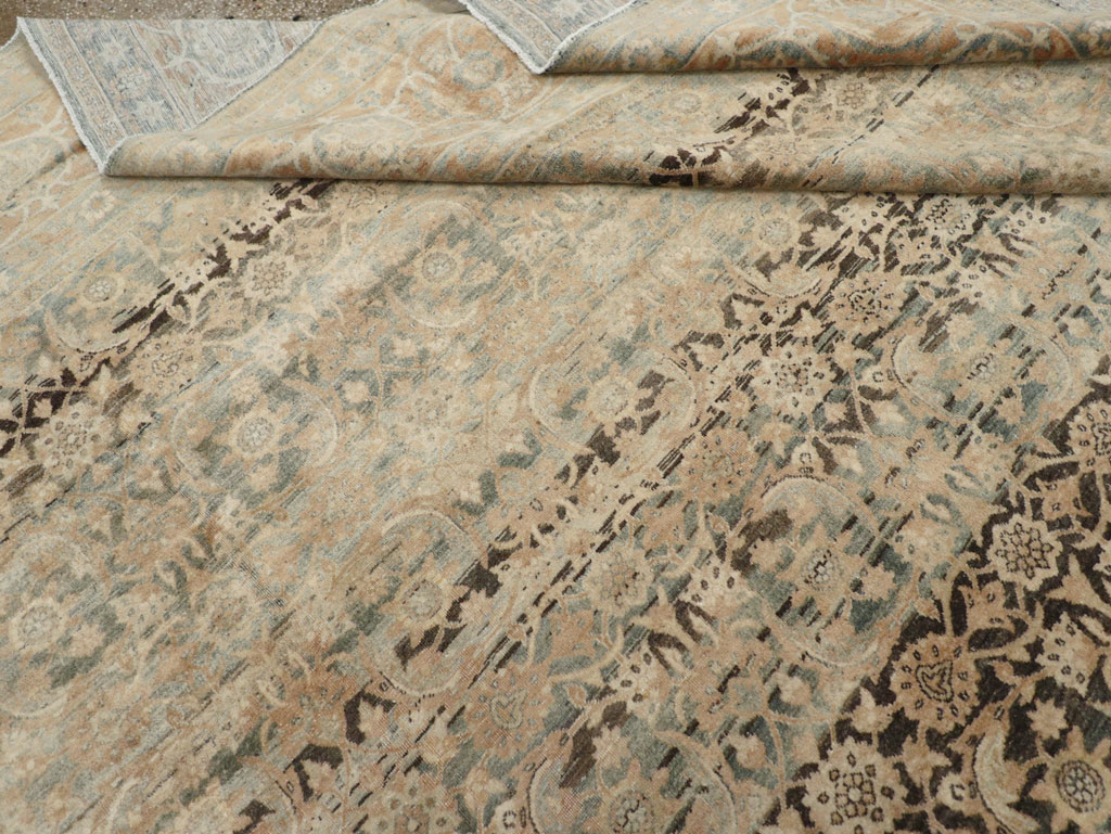 Antique Persian Lavar Kerman Carpet, No.25884 - Gsblank