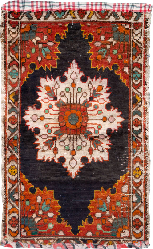 Vintage Persian Hamadan Rug, No.25927 - Gsblank