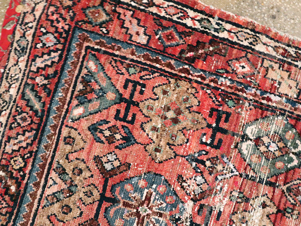 Vintage Persian Hamadan Distressed Rug, No.25928 - Gsblank