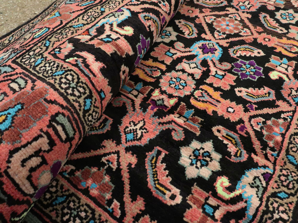 Vintage Persian Mahal Gallery Carpet, No.25943 - Gsblank