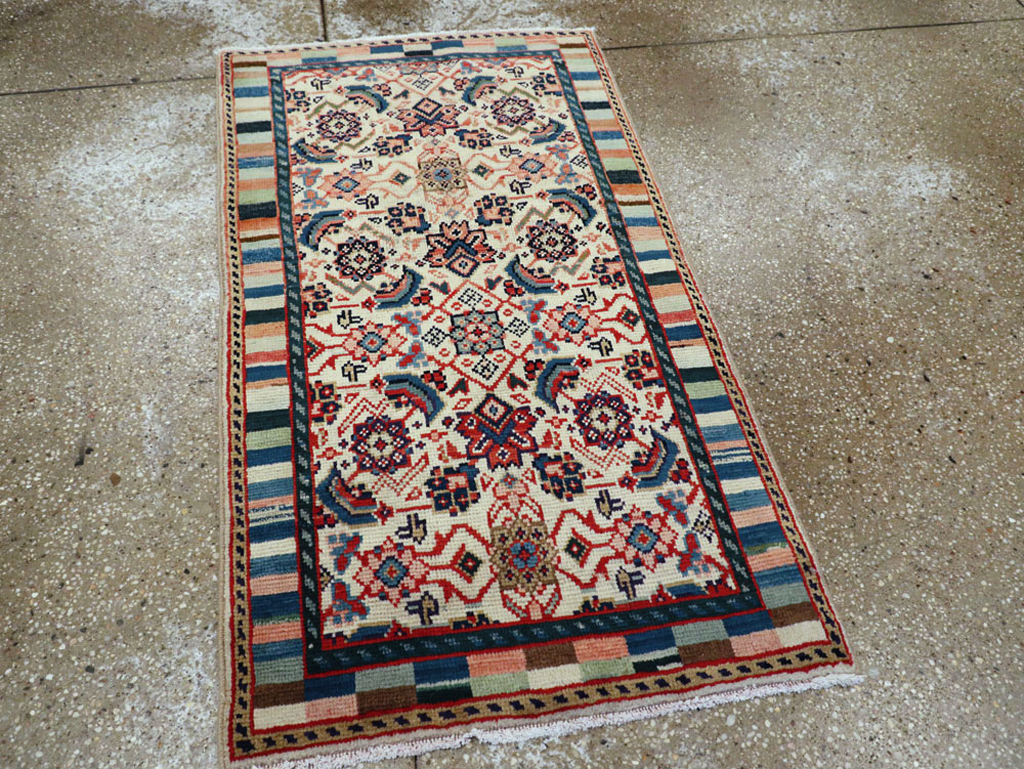 Vintage Persian Hamadan Rug, No.25947 - Gsblank