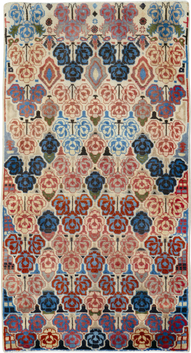 Vintage Persian Tabriz Rug, No.25972 - Gsblank