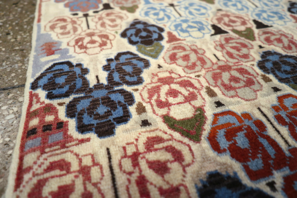 Vintage Persian Tabriz Rug, No.25972 - Gsblank