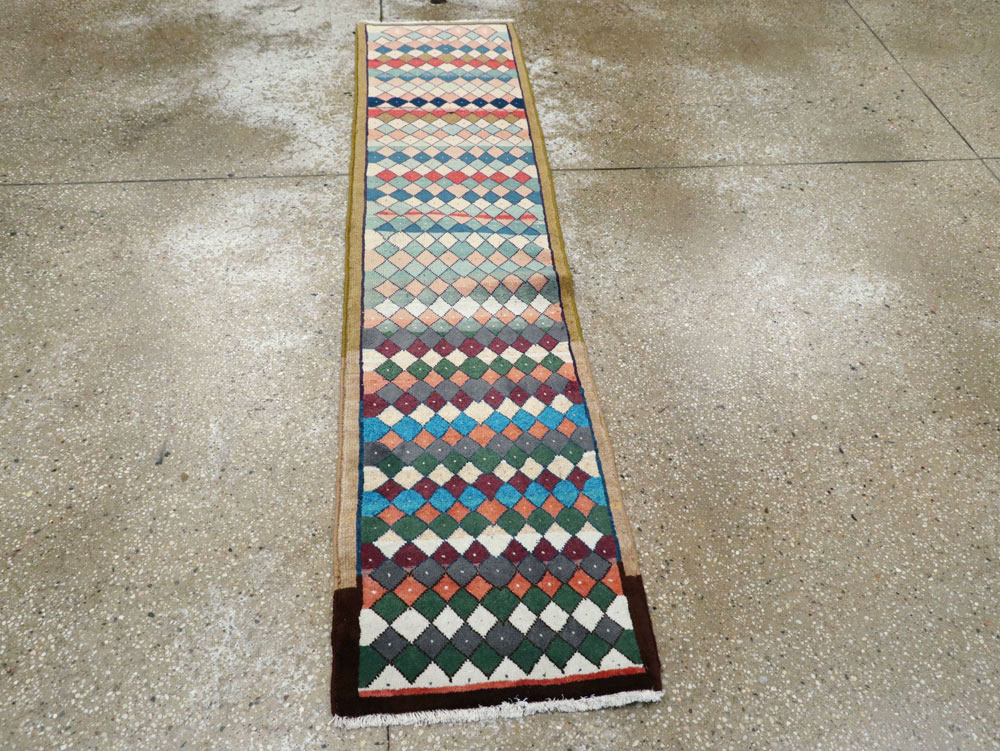 Vintage Persian Mahal Runner, No.25976 - Gsblank