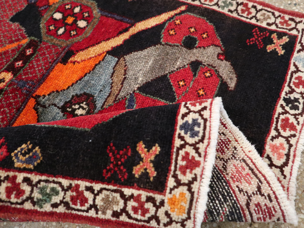 Vintage Persian Pictorial Hamadan Rug, No.25979 - Gsblank