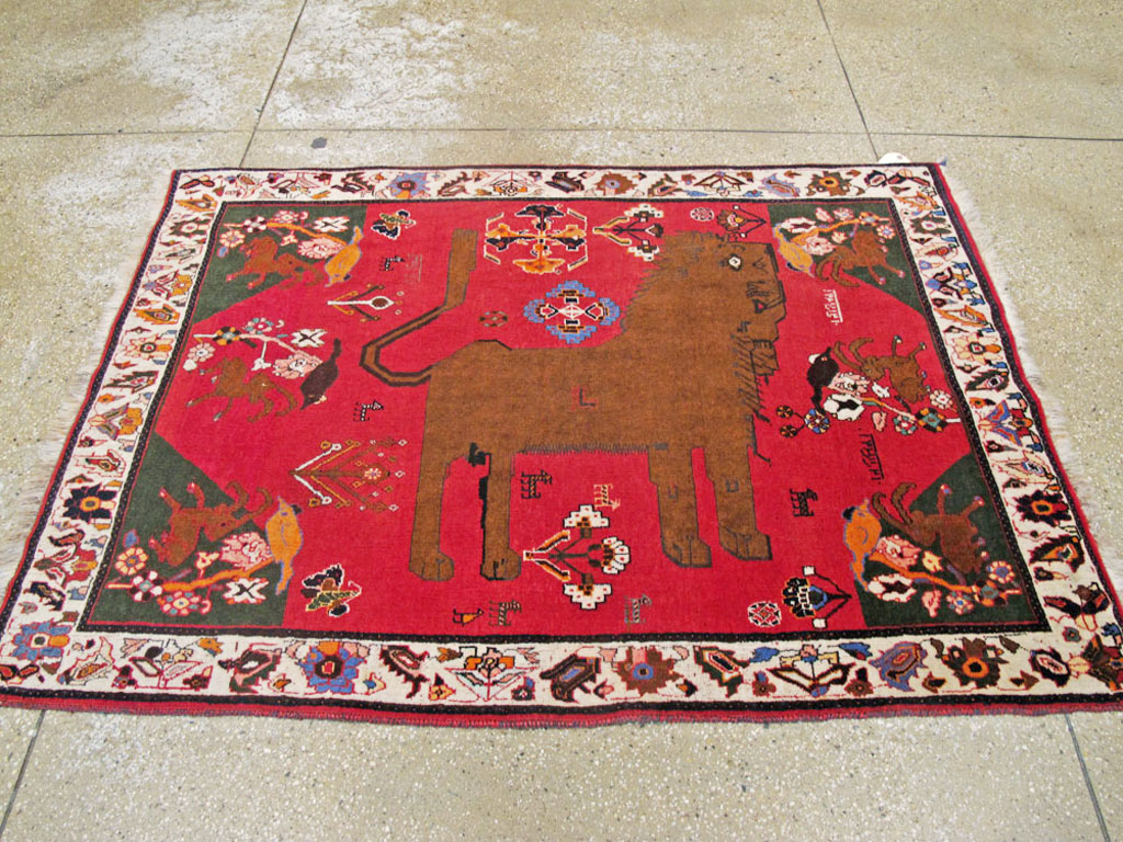 Vintage Persian Pictorial Shiraz Rug, No.25985 - Gsblank