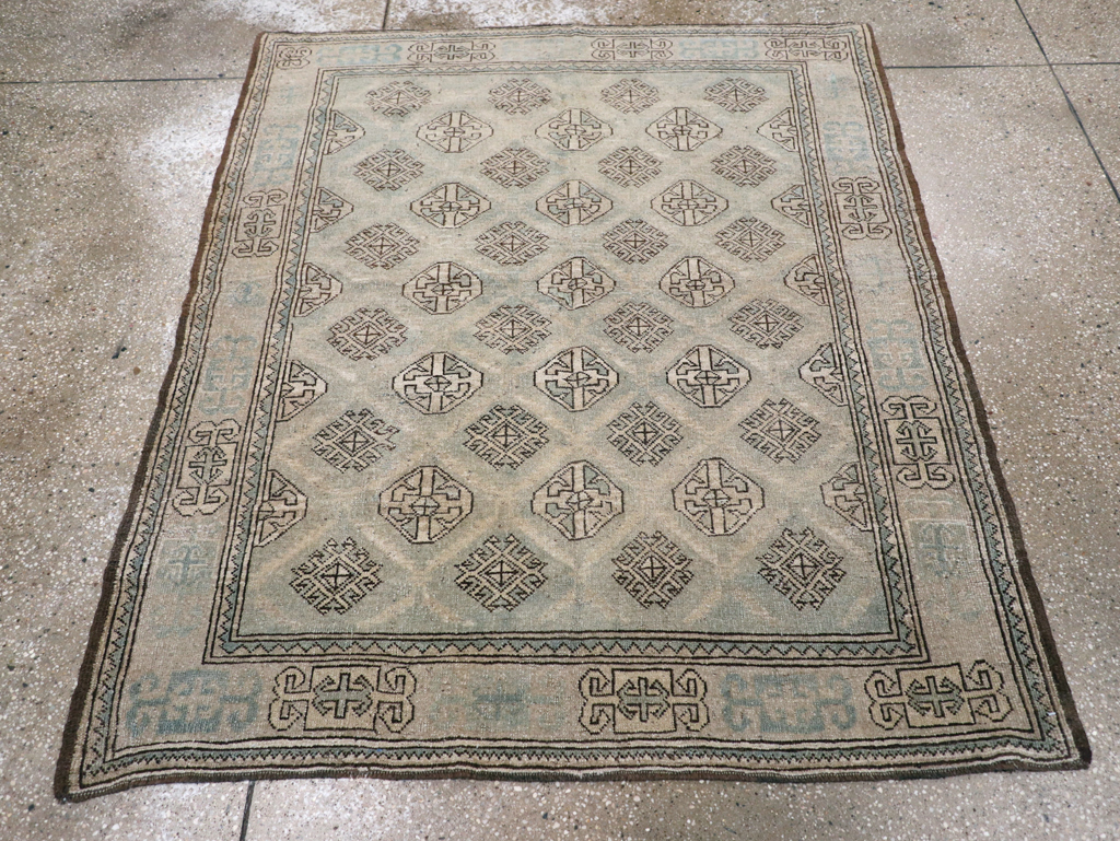 Vintage Persian Kurd Square Accent Rug, No.26008 - Gsblank