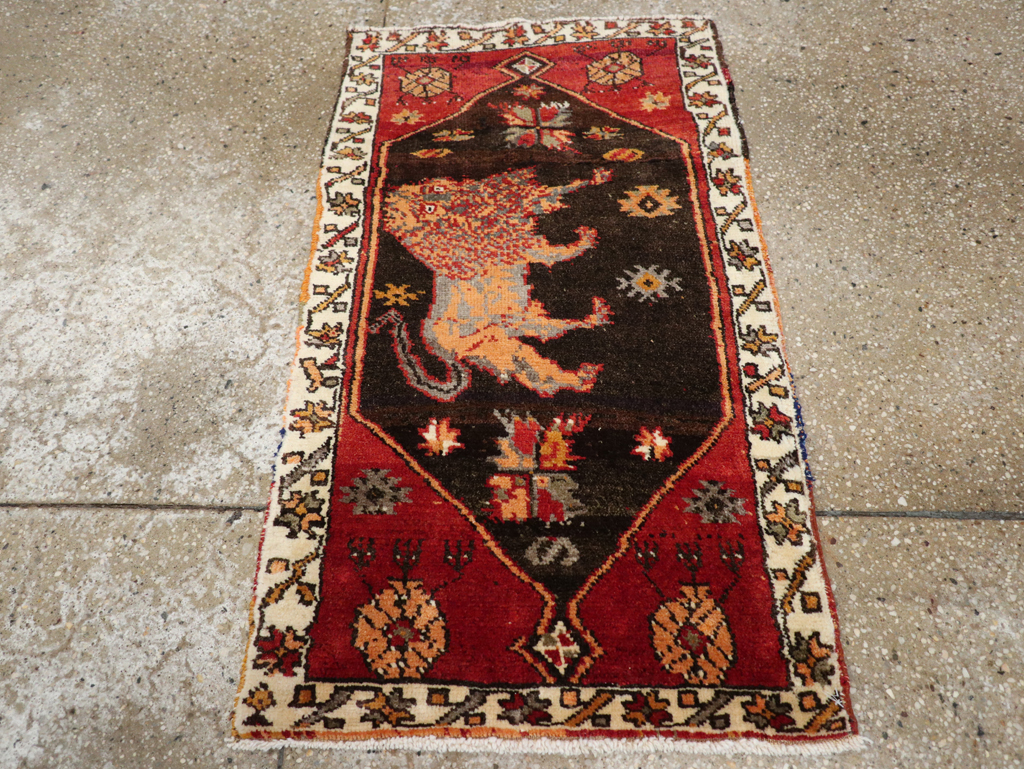 Vintage Turkish Anatolian Pictorial Throw Rug, No.26011 - Gsblank