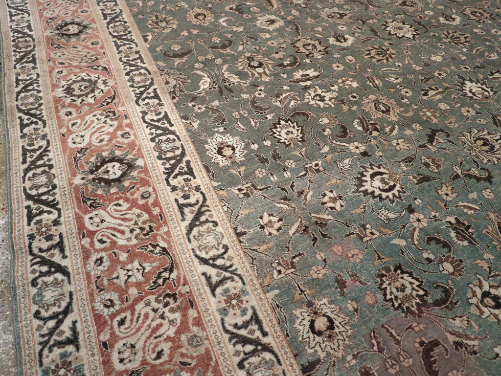 Antique Persian Tabriz Carpet, No.26015 - Gsblank