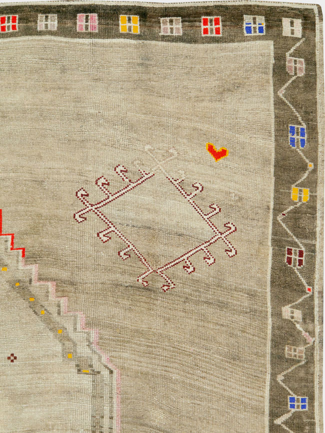 Vintage Turkish Anatolian Carpet, No.26017 - Gsblank