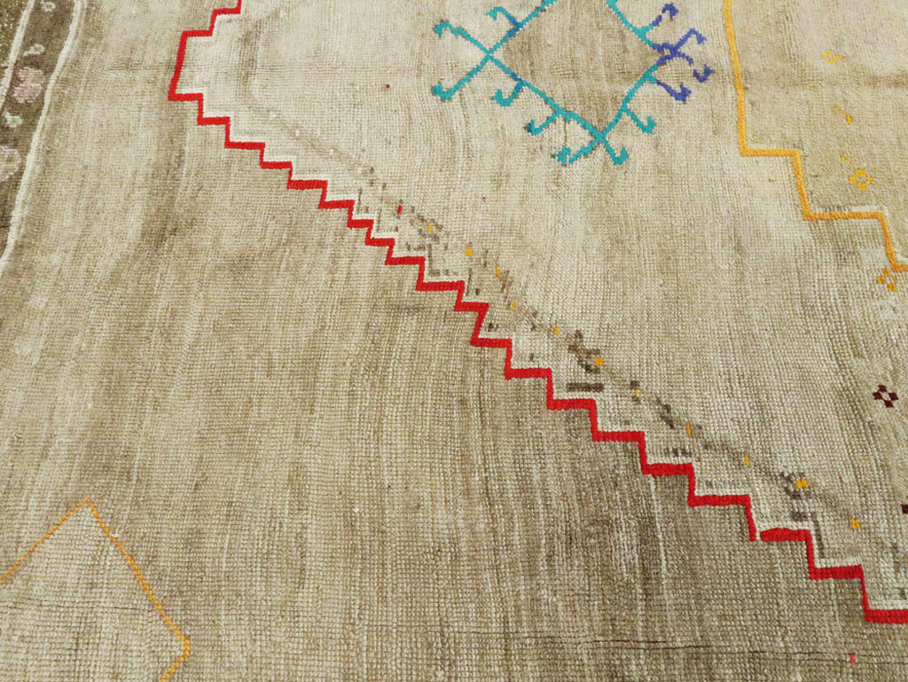 Vintage Turkish Anatolian Carpet, No.26017 - Gsblank