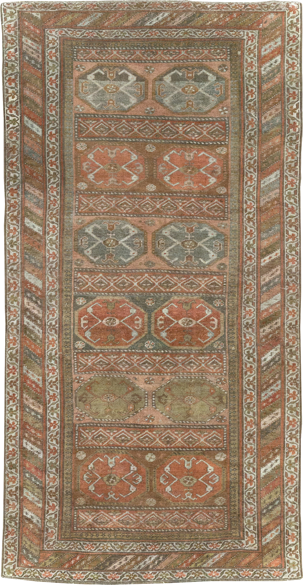Antique Persian Kurd Bidjar Rug, No.26022 - Gsblank
