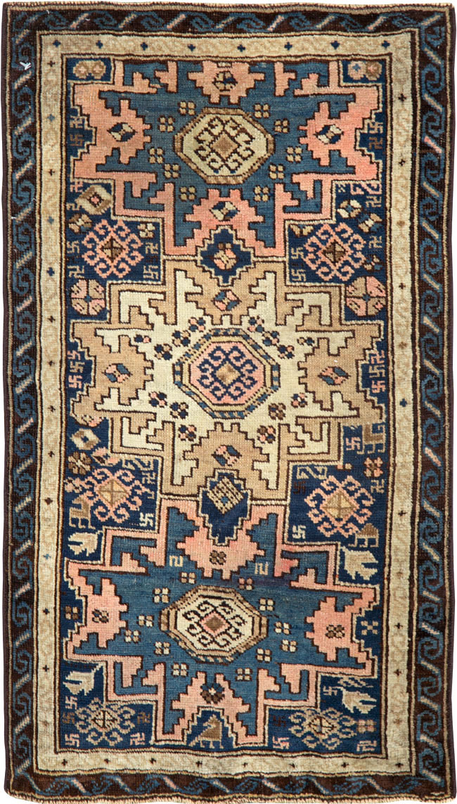 Antique Caucasian Shirvan Throw Rug, No.26027 - Gsblank