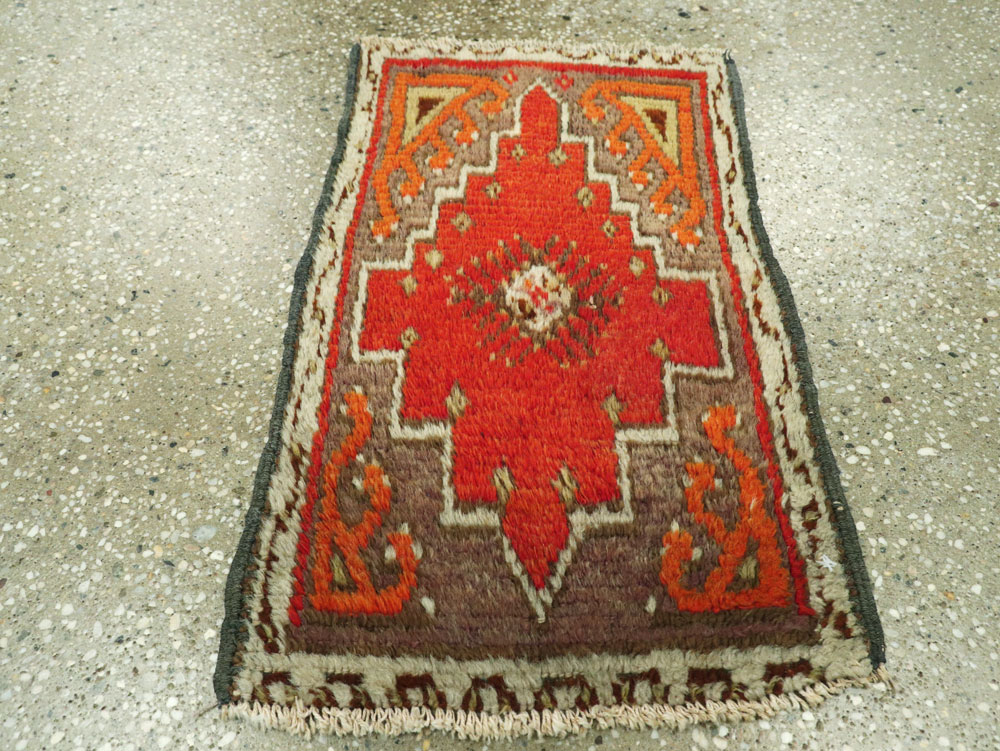 Vintage Turkish Anatolian Throw Rug, No.26032 - Gsblank