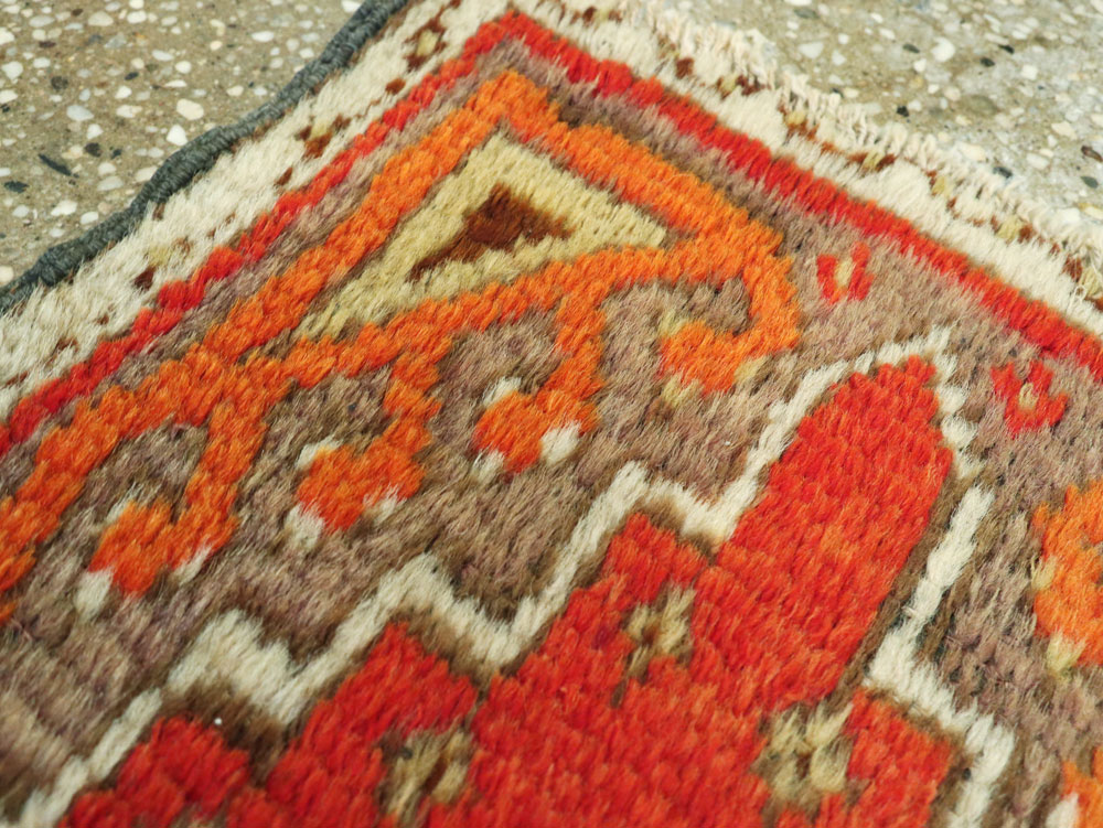 Vintage Turkish Anatolian Throw Rug, No.26032 - Gsblank