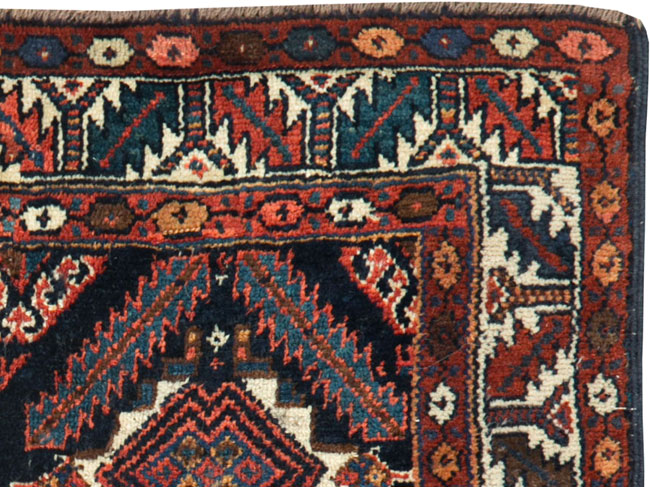 Antique Persian Veramin Rug, No.26035 - Gsblank