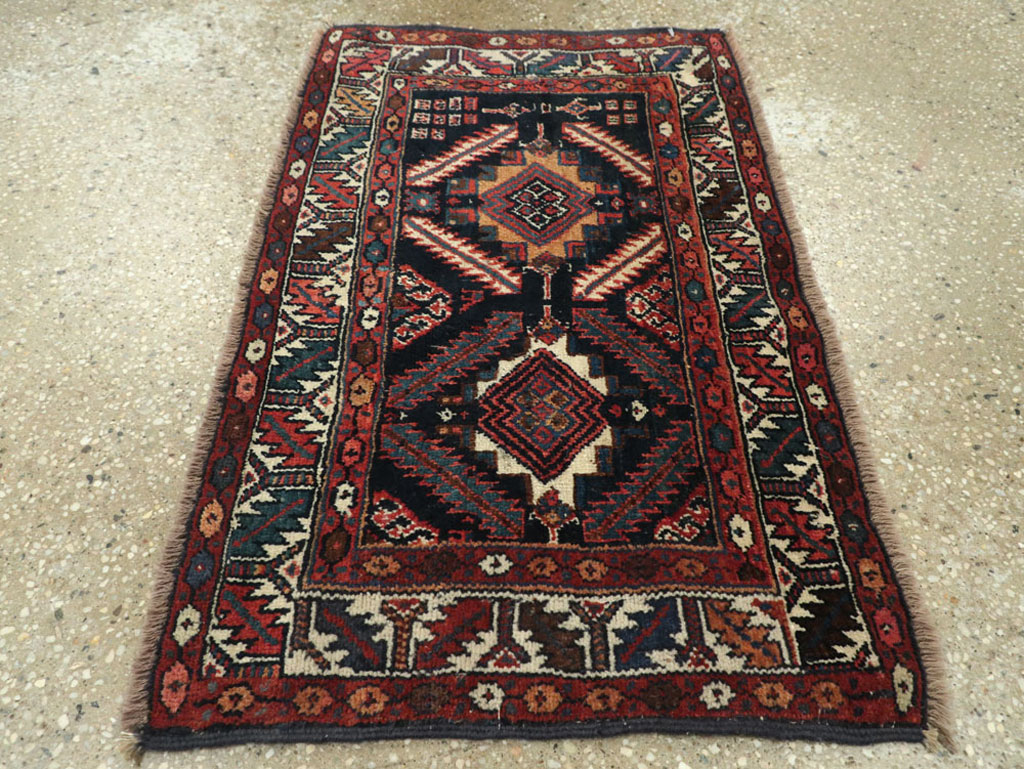 Antique Persian Veramin Rug, No.26035 - Gsblank