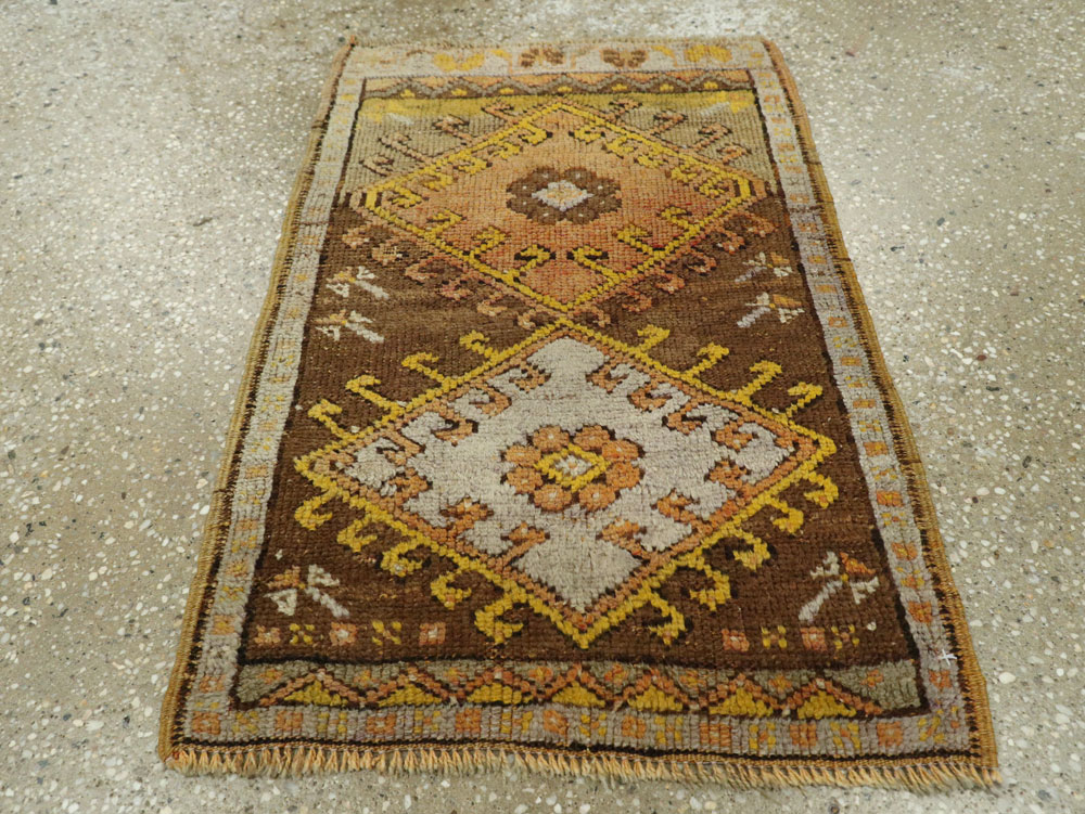 Vintage Turkish Anatolian Throw Rug, No.26036 - Gsblank