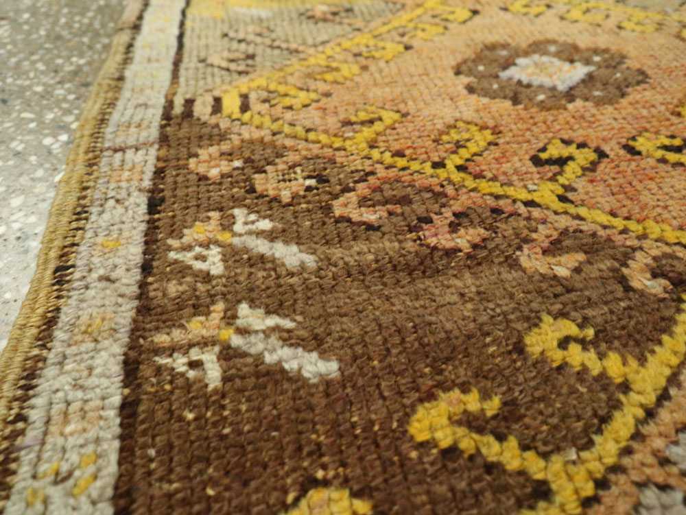 Vintage Turkish Anatolian Throw Rug, No.26036 - Gsblank