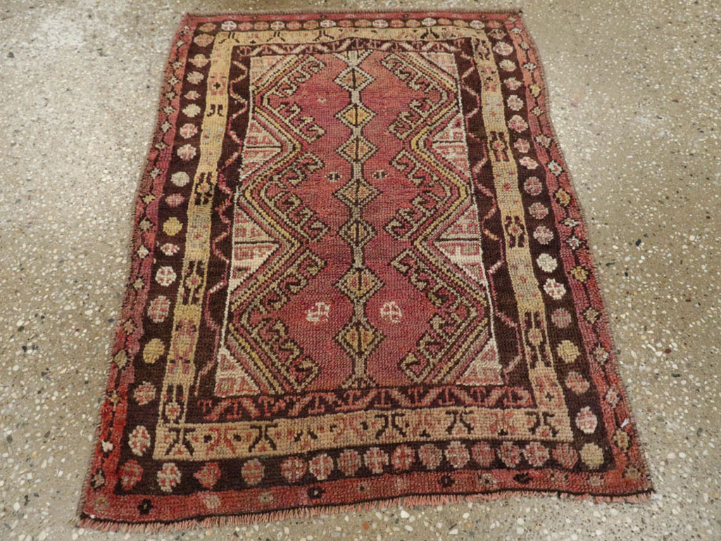 Vintage Turkish Anatolian Throw Rug, No.26037 - Gsblank