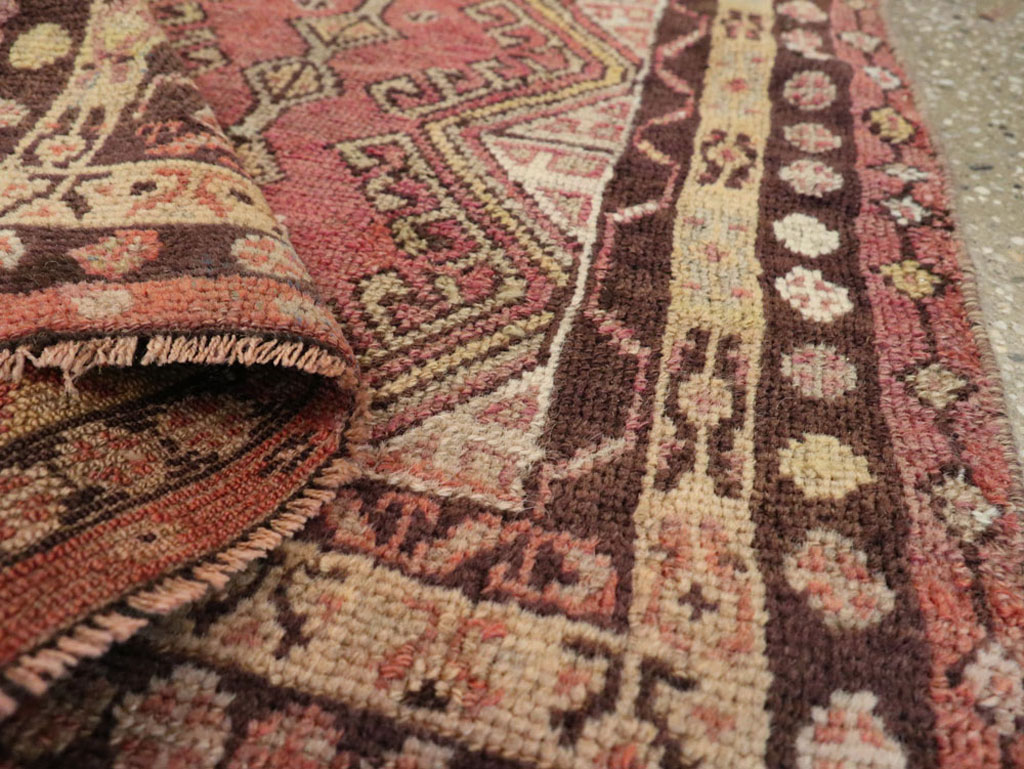 Vintage Turkish Anatolian Throw Rug, No.26037 - Gsblank