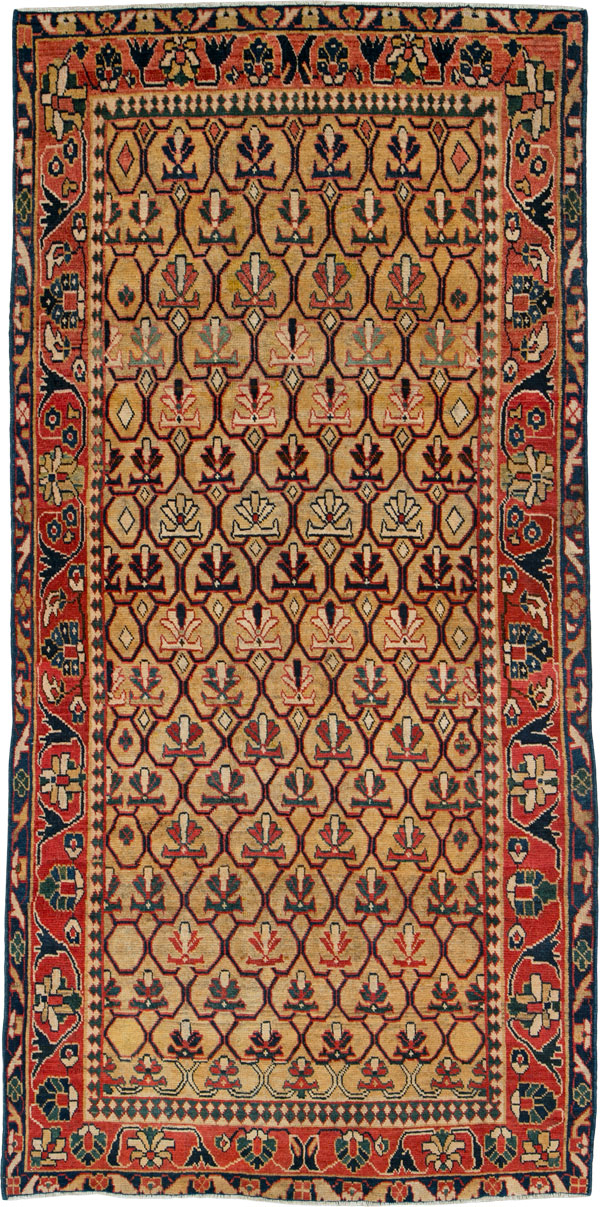 Vintage Persian Fereghan Mahal Rug, No.26129 - Gsblank