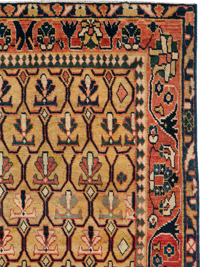 Vintage Persian Fereghan Mahal Rug, No.26129 - Gsblank