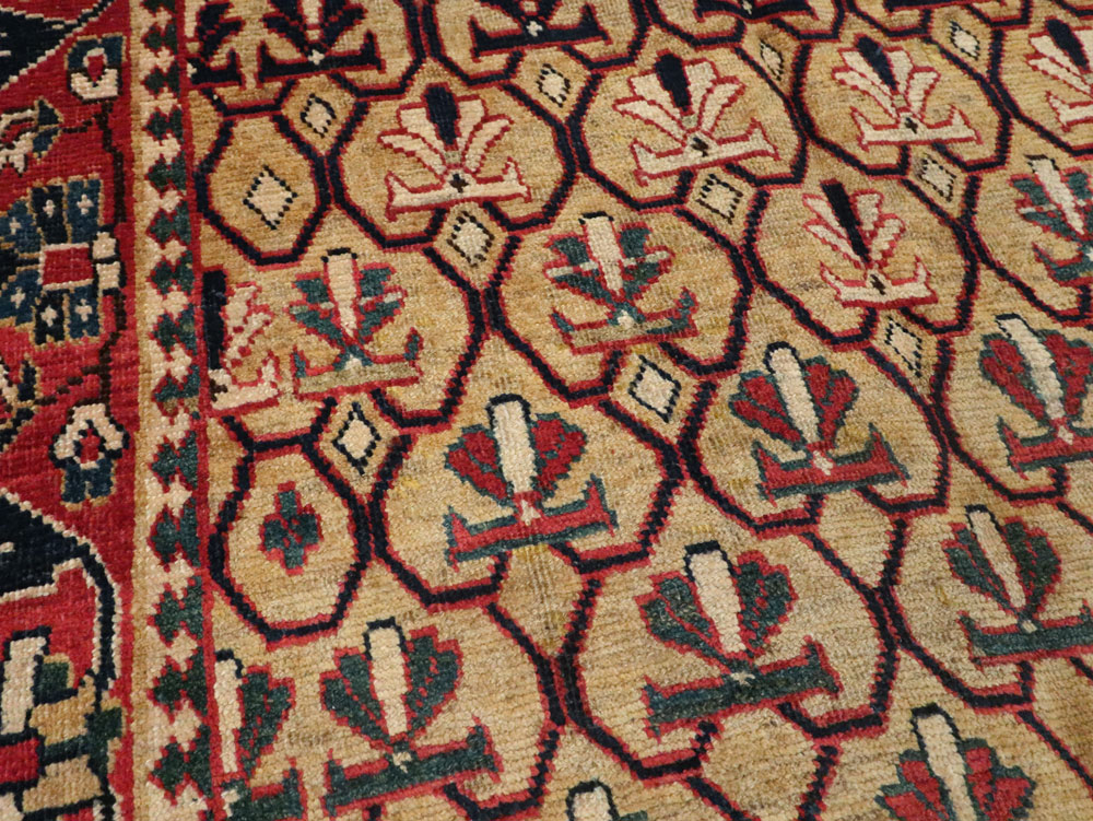 Vintage Persian Fereghan Mahal Rug, No.26129 - Gsblank
