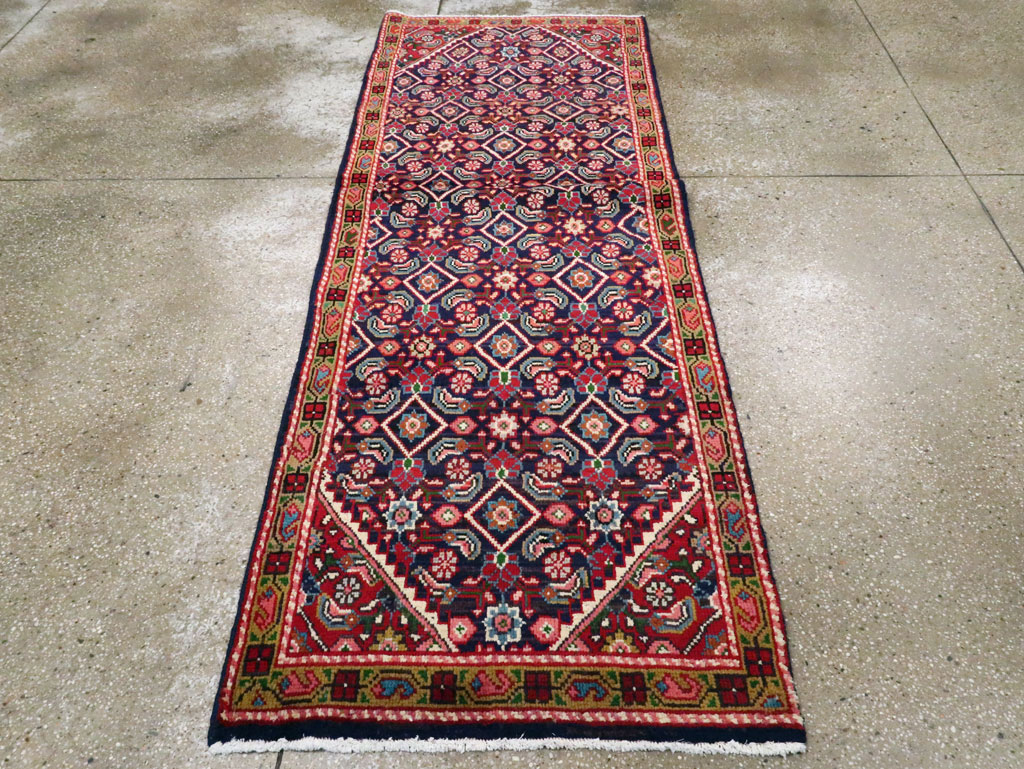 Vintage Persian Mahal Runner, No.26130 - Gsblank